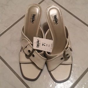 {Donated} 🛎 White/Cream Wedge Sandals with Buckle